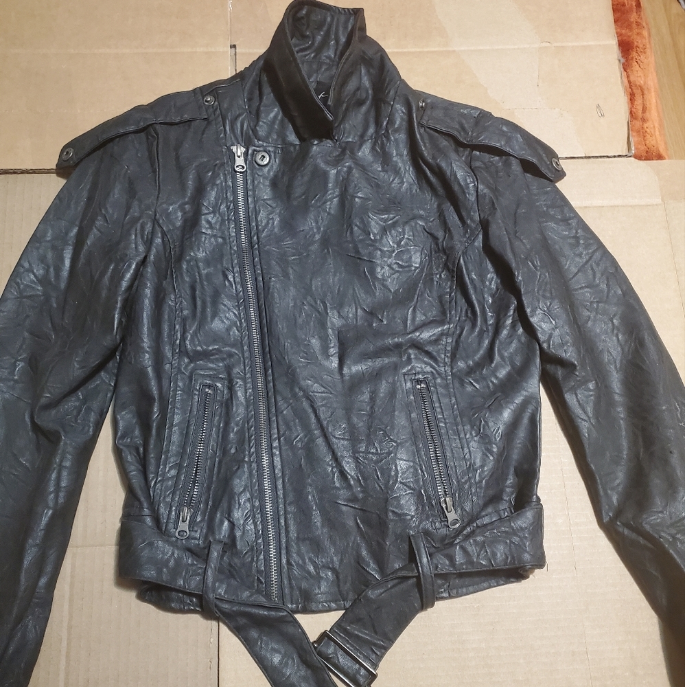 Womens leather jacket size small P